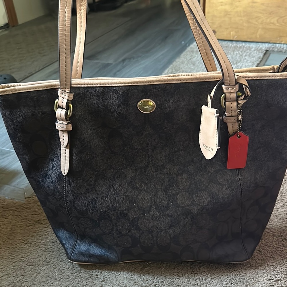 COACH TOTE